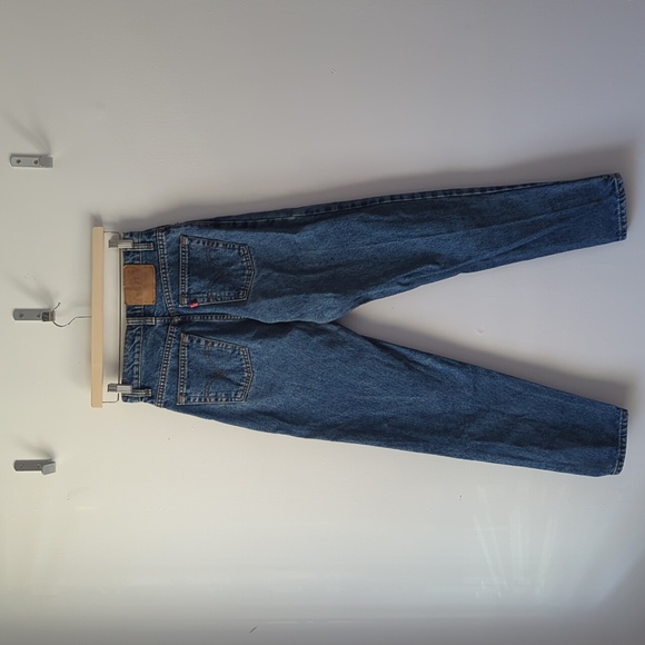 Vintage 90's Levi's 550 Medium Wash High Rise Slim Tapered Mom Jeans, Size 26 - Picture 2 of 4
